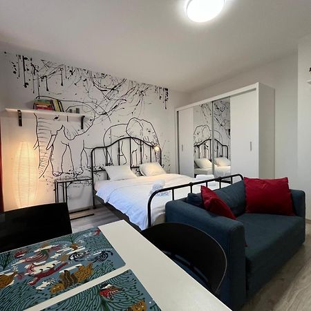 Wilenska Express Apartment วอร์ซอ ภายนอก รูปภาพ
