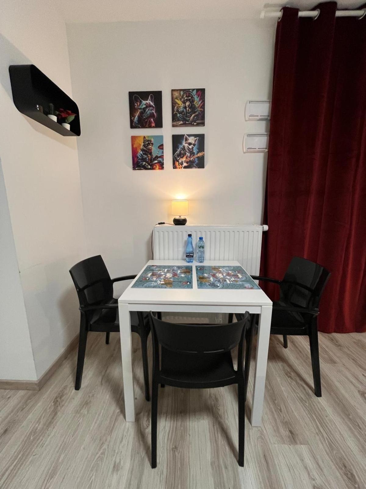 Wilenska Express Apartment วอร์ซอ ภายนอก รูปภาพ