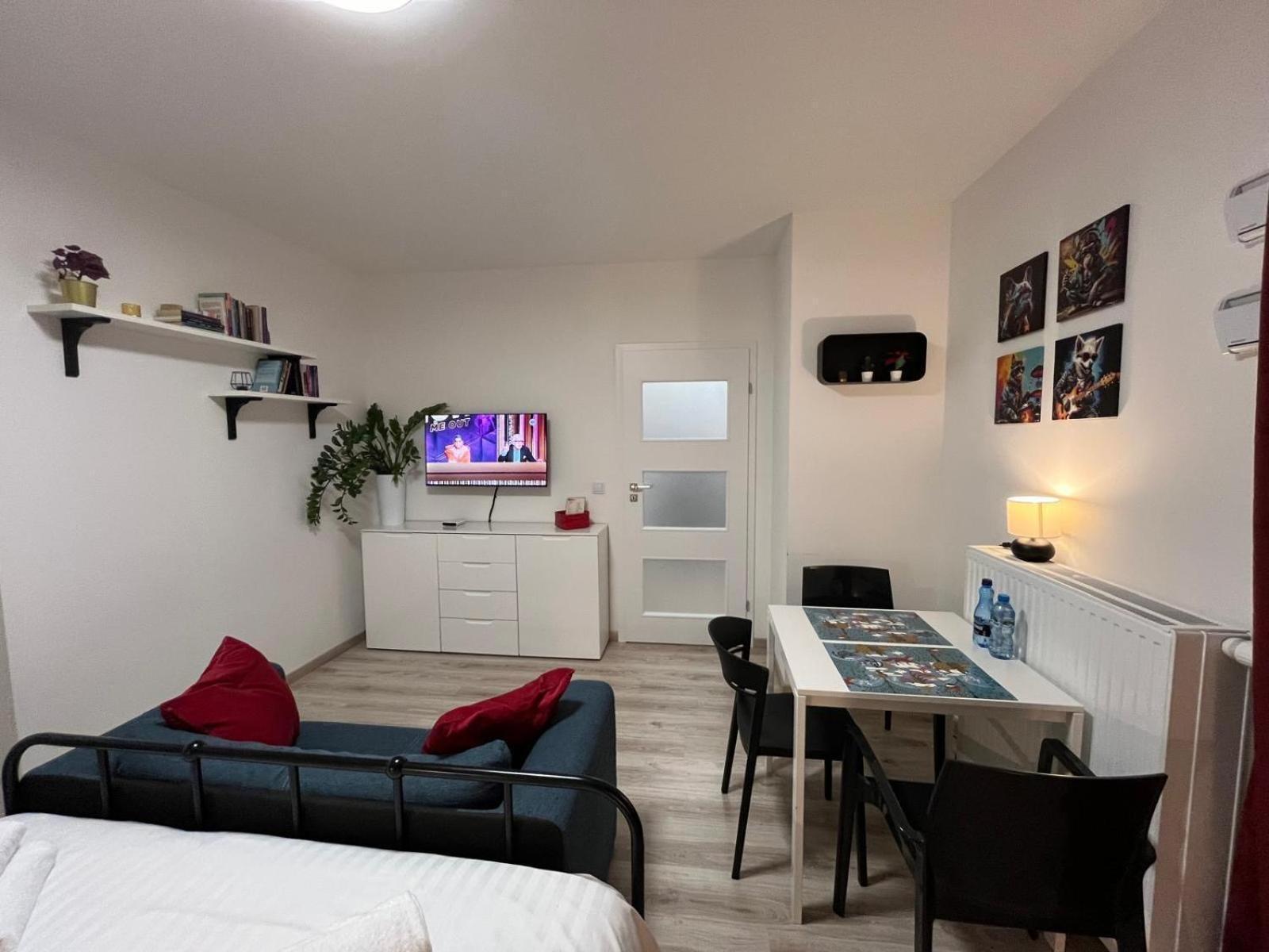 Wilenska Express Apartment วอร์ซอ ภายนอก รูปภาพ